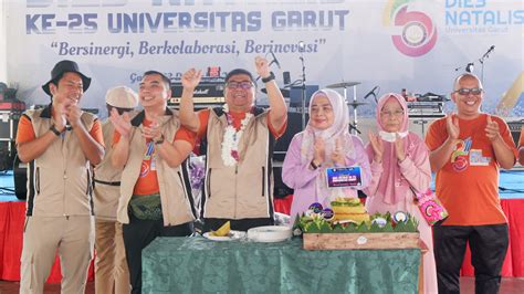 Puncak Perayaan Dies Natalis Ke 25 Universitas Garut Universitas Garut