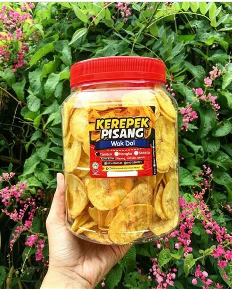 Kerepek Pisang Tanduk Food Drinks Homemade Bakes On Carousell