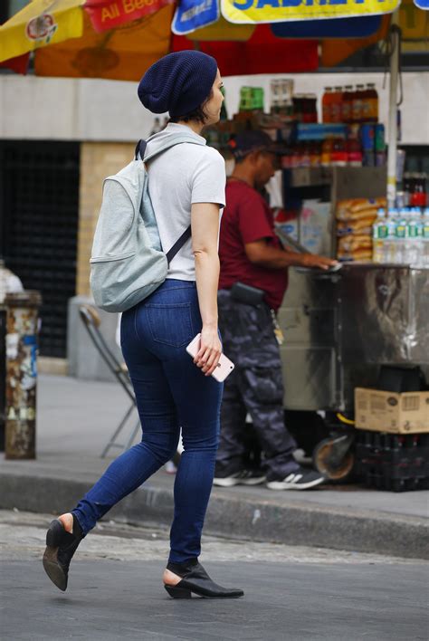 Mary Elizabeth Winstead Booty