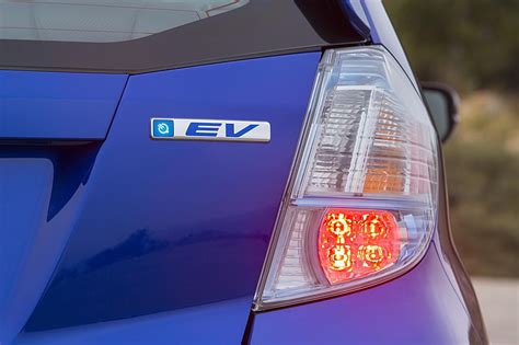 Honda Fit EV 2013 Honda Fit Ev Hatchback Car HD Wallpaper