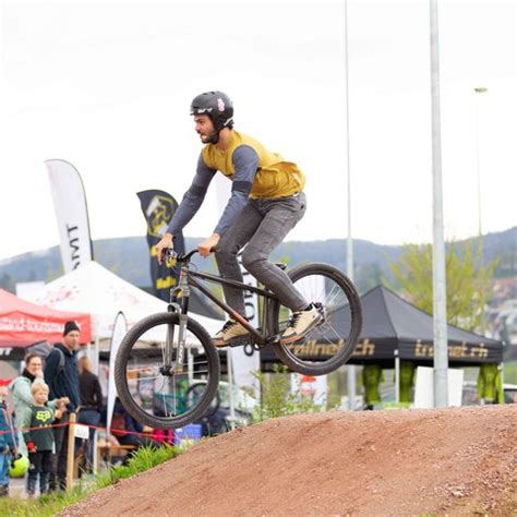 Hochbetrieb Im Trailcenter Aesch Baselland Ch