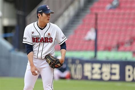 두산 곽빈 결국 1군 엔트리 말소··· 시즌 초 최대 위기 맞은 이승엽호 네이트 스포츠