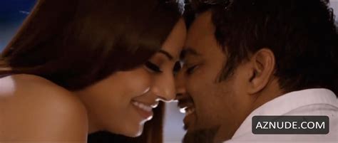 Bipasha Basu Nude Aznude