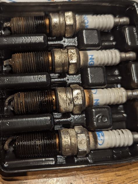 Spark plugs diagnosis. : r/MechanicAdvice