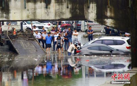 广西居民将涵洞当停车场 遭暴雨“泡”车福田网