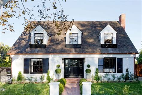 Want The Black Shutters White House Look