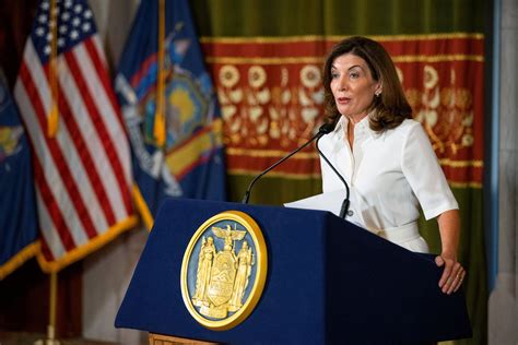 Kathy Hochul 1st Female Governor Of Ny Says She Will Mandate Masks In