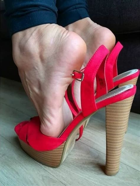 Pin By Dody Dody On Favorite Heels Fun Heels Girl Soles