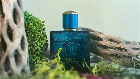 Versace Eros Review: Does It Live Up To The Hype? | Everfumed Fragrance ...