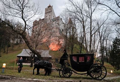 Halloween At Draculas Castle ‘there Were Invisible Guests Contest