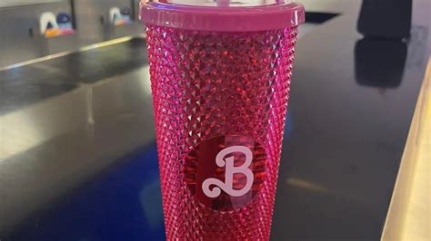 Cuánto cuesta un vaso de Barbie Aquí te decimos dónde comprarlo La