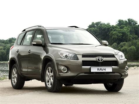 Toyota RAV4 - технические характеристики, модельный ряд, комплектации ...