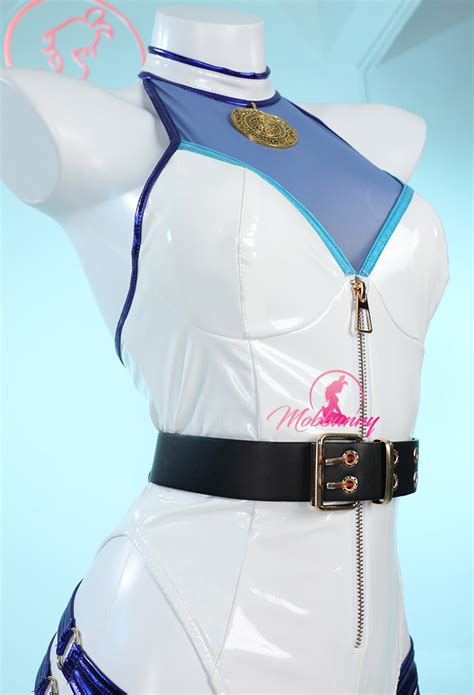 Damen Sexy Neckholder Bodysuit High Cut O Ring Lingerie Dessous mit Socken Arm Zubehör Gürtel