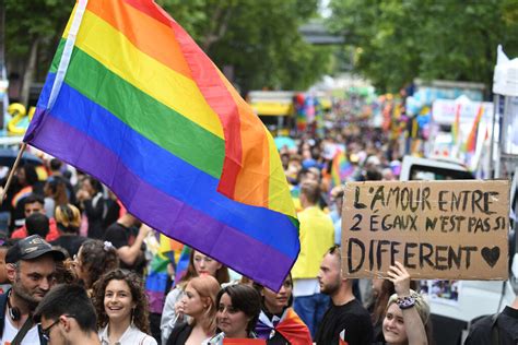 Le Plan Gouvernemental Pour Légalité Des Droits Lgbt Une Lutte Sans