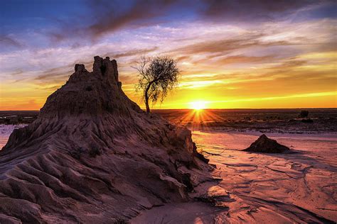 Sunset Over Walls Of China In Mungo National Park Australia Photograph