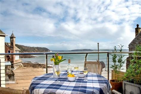 Cornwall Sea View Cottages: 27 Cottages with Great Views [2024]