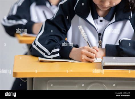 Chinese Students Learning In Classroom Stock Photo Alamy