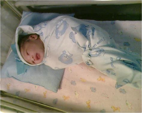 lahiran anak pertama royindralesmanas weblog