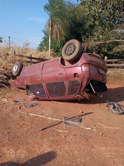 Durante ultrapassagem e sem cinto de segurança motorista morre ao