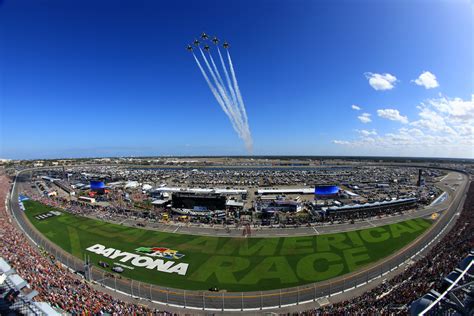 Le Daytona 500 Pour Les Nuls Autohebdo