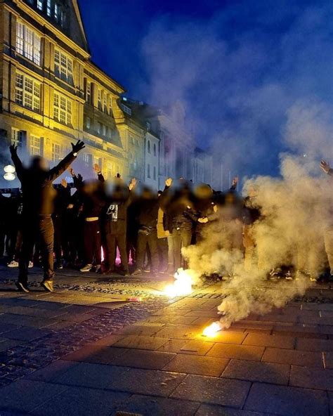 𝕊𝕋𝔸ℕ𝔻 𝕐𝕆𝕌ℝ 𝔾ℝ𝕆𝕌ℕ𝔻 on Twitter Grobari ultras in Münich for Euroliga