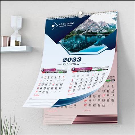 Kalender Gantung Dinding