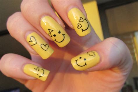 Smiley Face Nail Art Tutorial The Nail Chronicle