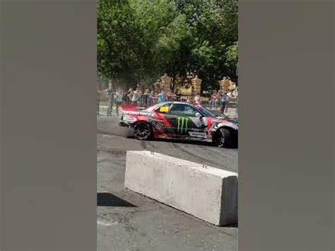 Arkady Tsaregradtsev drifting in the "Skyline" / Аркадий Цареградцев ...