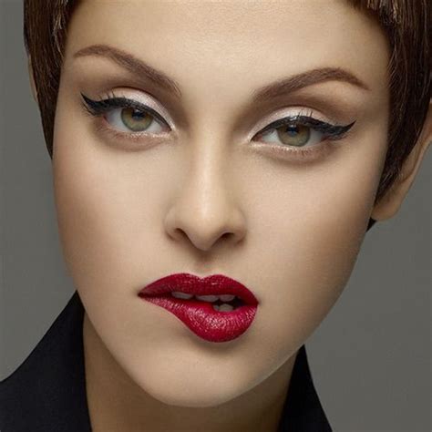 Perfect Cat Eye And Glossy Red Lips Just A Pretty Makeup