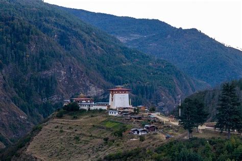 5 Fascinating Facts About Dobji Dzong