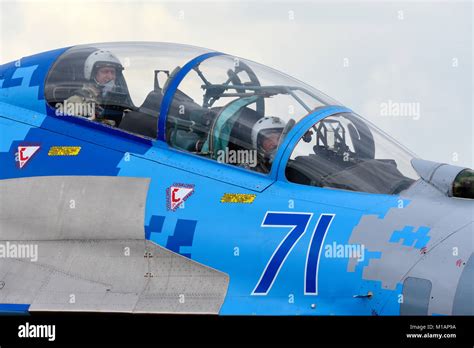 Sukhoi su 27ub flanker Fotos und Bildmaterial in hoher Auflösung Alamy