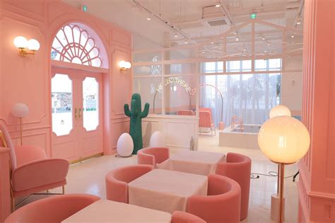 10 Aesthetic Cafes In Seoul With Minimalist Layouts Pastel Themes