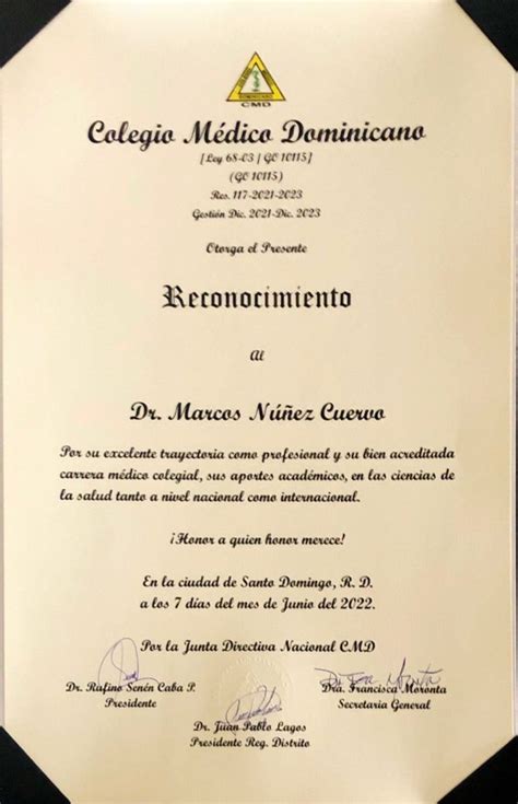 Dr Marcos N Ez Recibe Reconocimiento Por Su Trayectoria Acad Mica Y