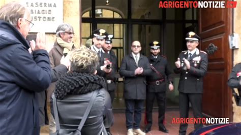 Un Lungo Applauso Ai Carabinieri Per L Arresto Di Matteo U Siccu