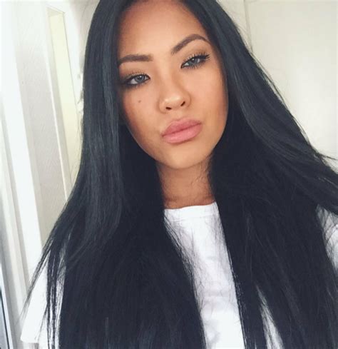 Sexy phóng khoáng đó là lý do mà 5 cô nàng gốc Việt này cực hot trên Instagram