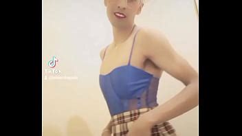 Tania Colegiala Con Su Primer Body XVIDEOS