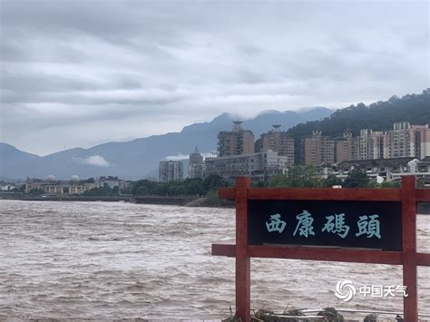 四川雅安遭遇大暴雨 道路房屋出现不同程度损毁 天气图集 中国天气网