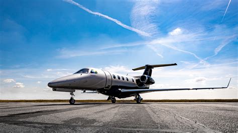 Embraer Phenom 300