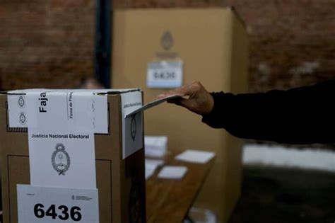 Elezioni Argentina Ballottaggio Per Le Presidenziali Sfida Aperta Tra