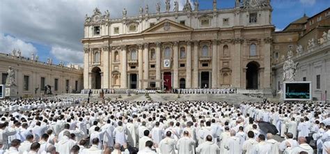 El Vaticano Es Una Organización Gay Polémico Libro Revela La