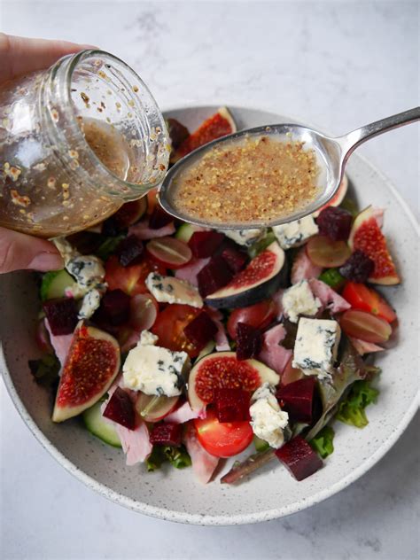 Simple Red Wine Vinaigrette Lost In Food