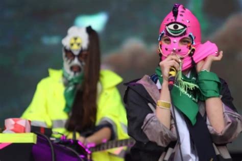 Pussy Riot la agrupación rusa que exigió aborto legal y seguro en un concierto en México Infobae