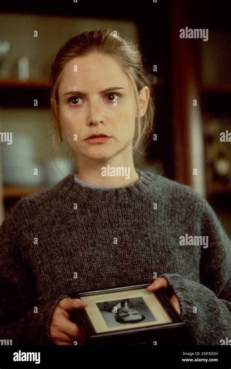 A Thousand Acres Jennifer Jason Leigh 1997 Ph Ron Batzdorff © Buena Vista Pictures