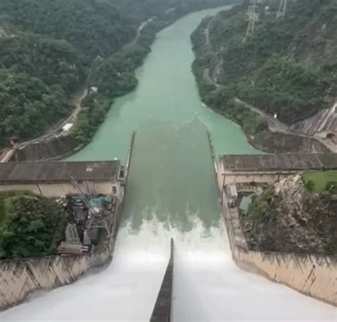 Bhakra And Pong Dams Brim With Water Flood Gates Opened Bhakra Touches