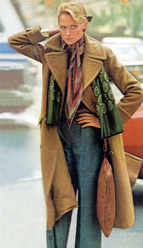 Photo by Arthur Elgort. Vogue 1974 | 70er mode, Outfit inspirationen ...