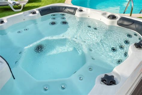 Jacuzzis vs. Hot Tubs: What's the Difference? | Family Handyman