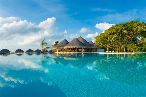 The Ultimate Thai Paradise Dusit Thani Maldives