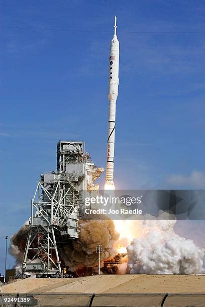 Ares Rocket Photos and Premium High Res Pictures - Getty Images