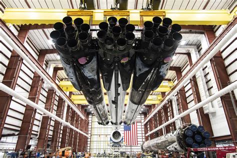 Hangar Spacex Falcon 9 Horizontal