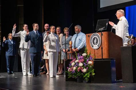 Gallery Best Of Saturdays Commencement Ceremony The Pulse Neomed